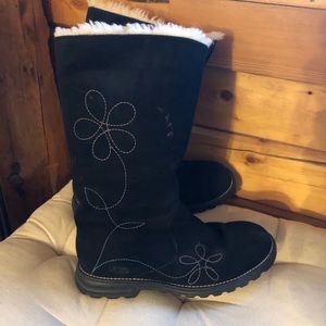 Tall Warm Ugg Boots Size 9 Leather Suede